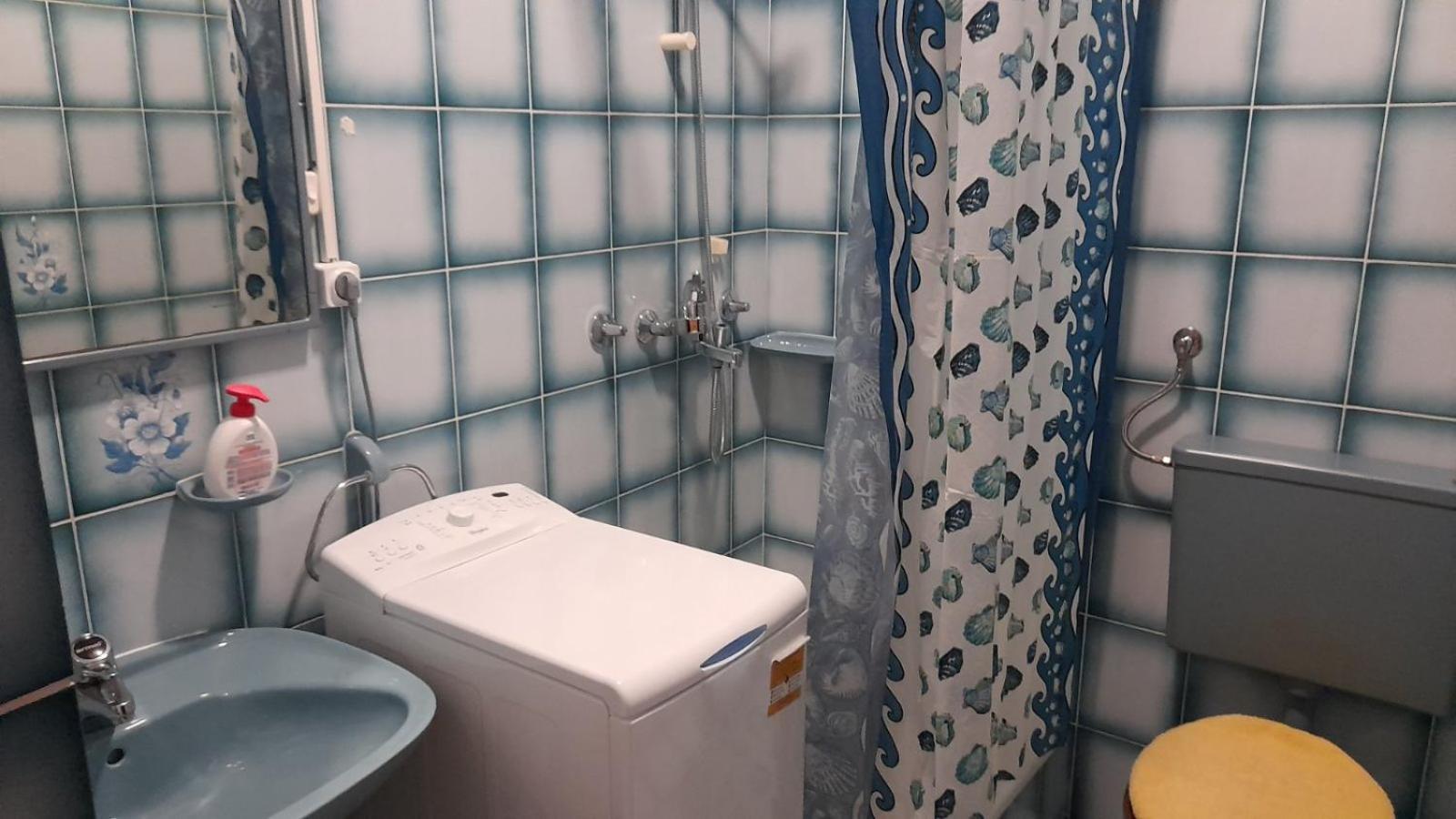 Family Apartment Tonko With King'S Bed マトゥリ エクステリア 写真
