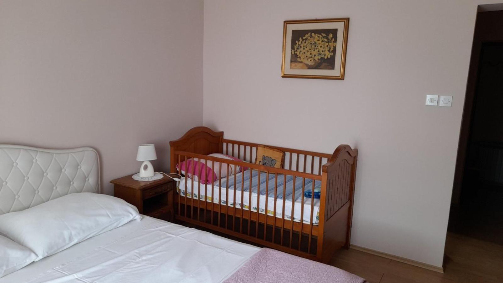 Family Apartment Tonko With King'S Bed マトゥリ エクステリア 写真